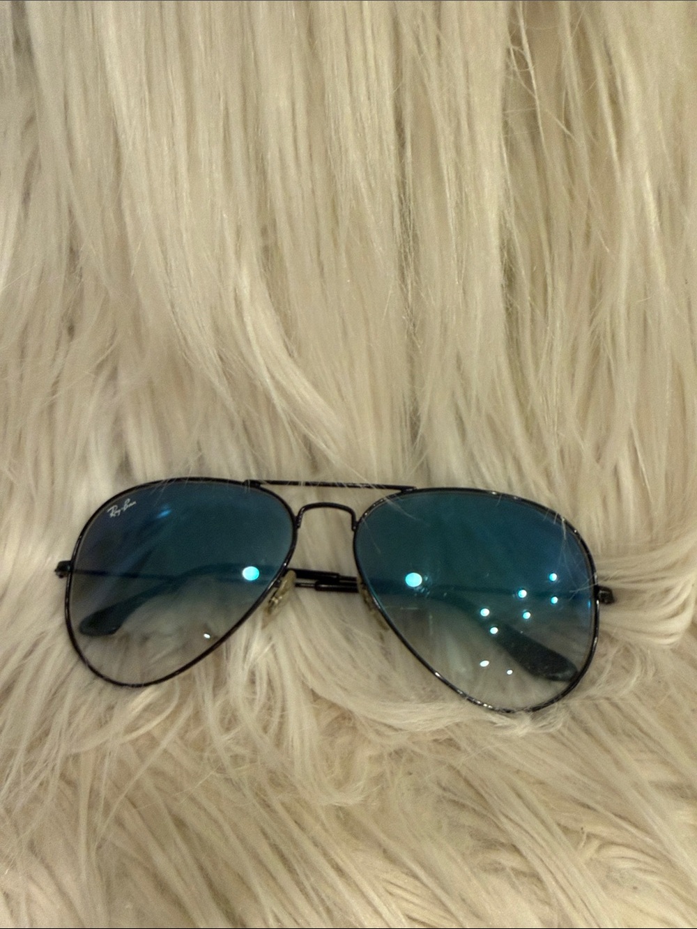 Ray-Ban Aviator Sunglasses with Blue Gradient Lenses and Black Frame